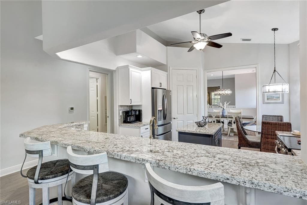 7842 Hawthorne Dr 1703, Naples, FL 34113-12