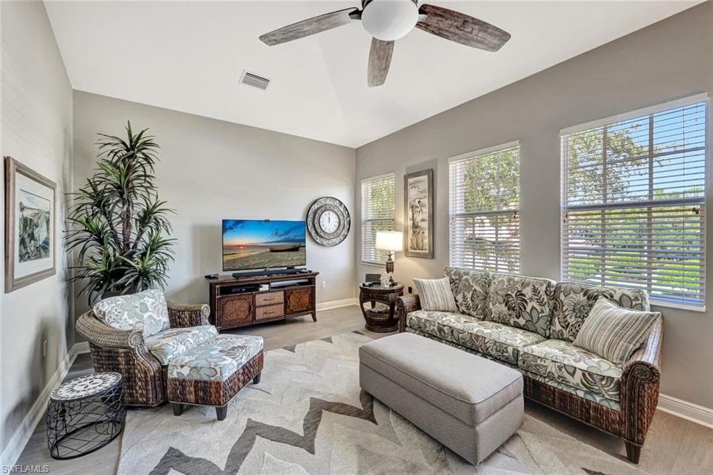 7842 Hawthorne Dr 1703, Naples, FL 34113-22