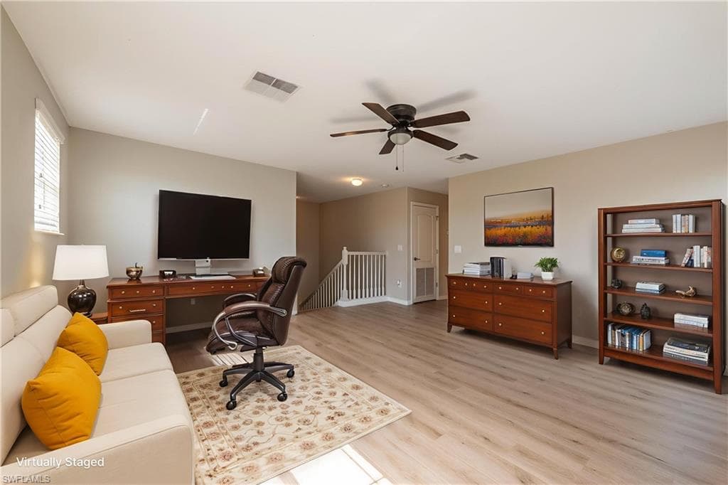 2470 Heydon Cir E, Naples, FL 34120-15
