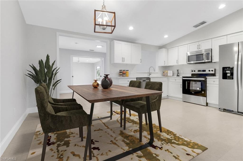 2130 Wilson Blvd N, Naples, FL 34120-4