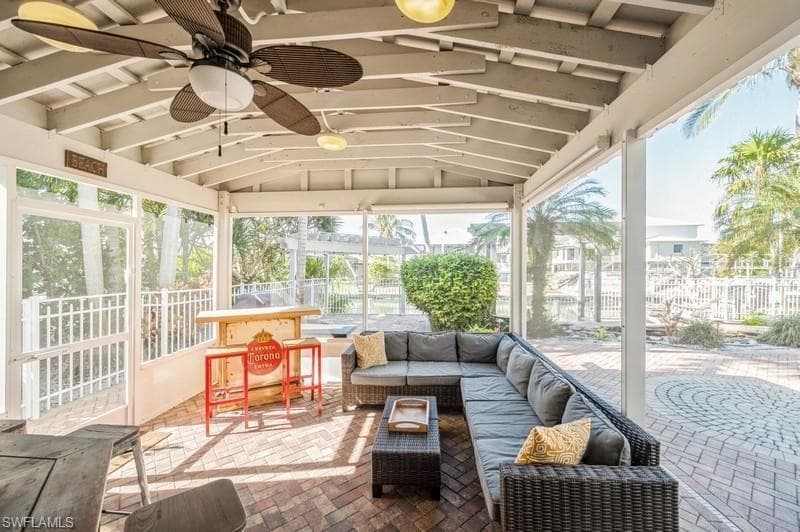 1154 Vernon Pl, Marco Island, FL 34145-16