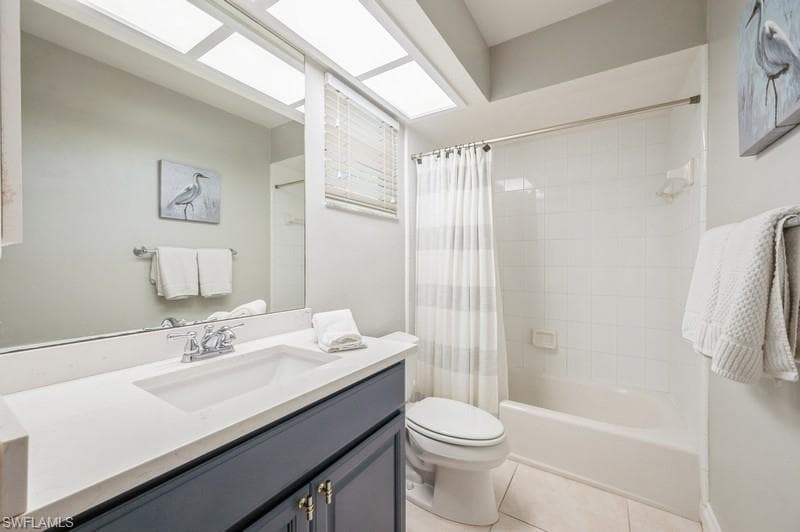1154 Vernon Pl, Marco Island, FL 34145-39