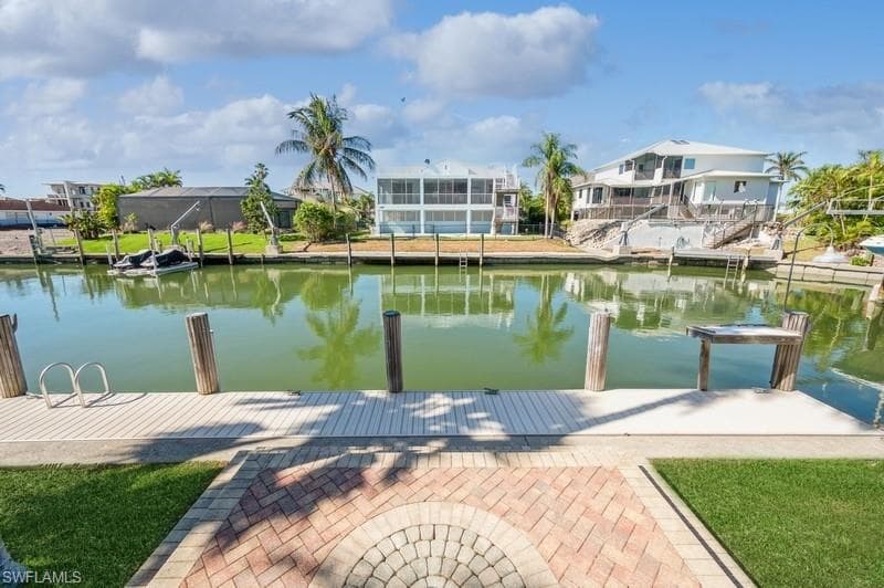 1154 Vernon Pl, Marco Island, FL 34145-46