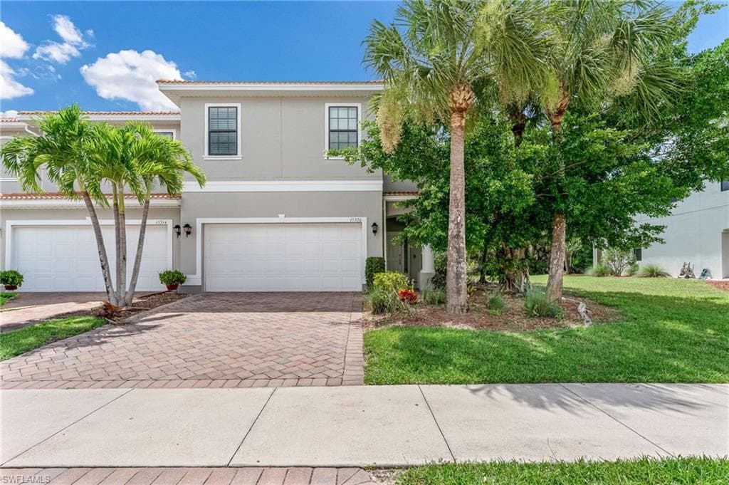 15320 Summit Place Cir 167, Naples, FL 34119-1