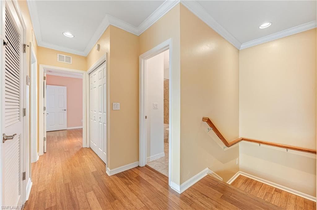15320 Summit Place Cir 167, Naples, FL 34119-25