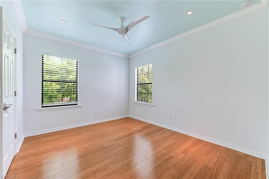 15320 Summit Place Cir 167, Naples, FL 34119-28