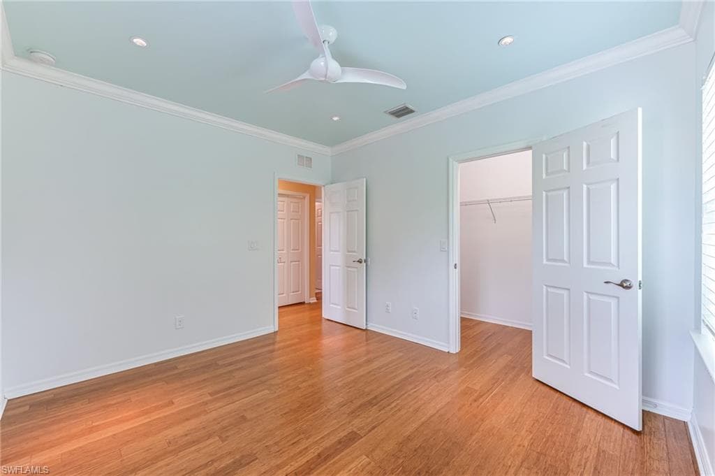 15320 Summit Place Cir 167, Naples, FL 34119-29