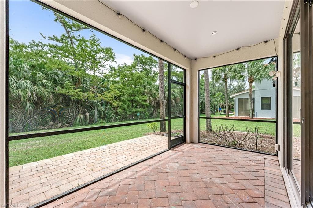 15320 Summit Place Cir 167, Naples, FL 34119-32