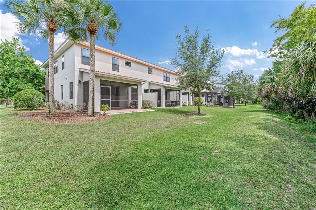 15320 Summit Place Cir 167, Naples, FL 34119-33