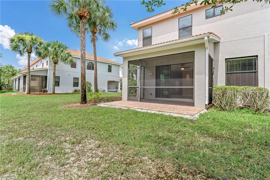 15320 Summit Place Cir 167, Naples, FL 34119-34
