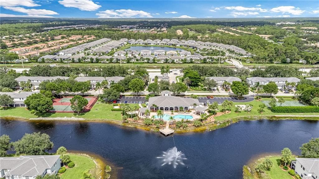 15320 Summit Place Cir 167, Naples, FL 34119-41