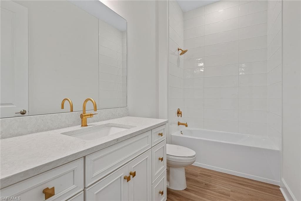 15844 Triesta Ln, Naples, FL 34114-24