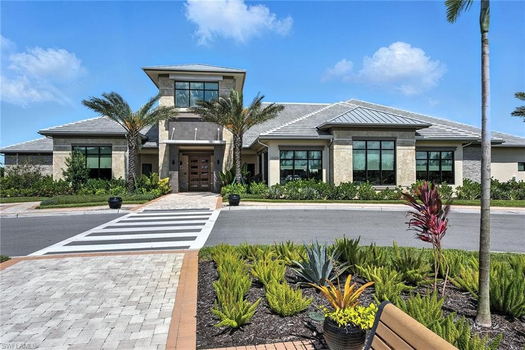 15844 Triesta Ln, Naples, FL 34114-37