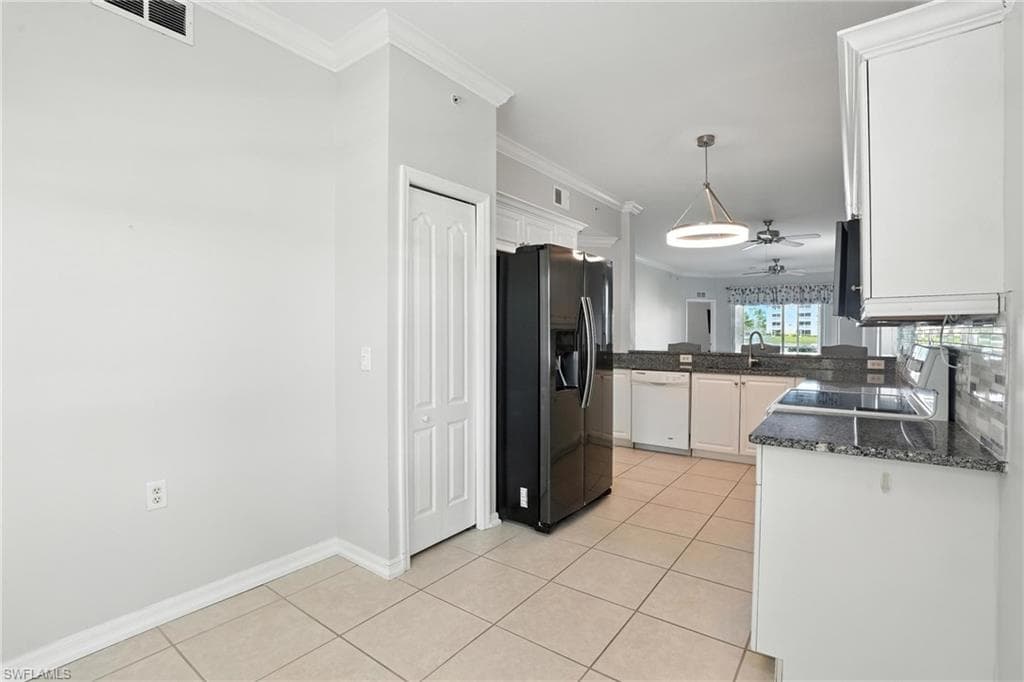 8570 Kingbird Loop 520, Estero, FL 33967-24