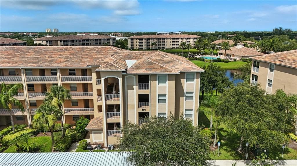 8570 Kingbird Loop 520, Estero, FL 33967-32