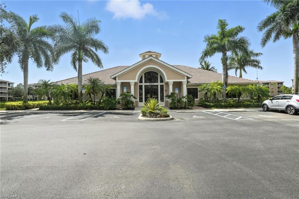 8570 Kingbird Loop 520, Estero, FL 33967-39