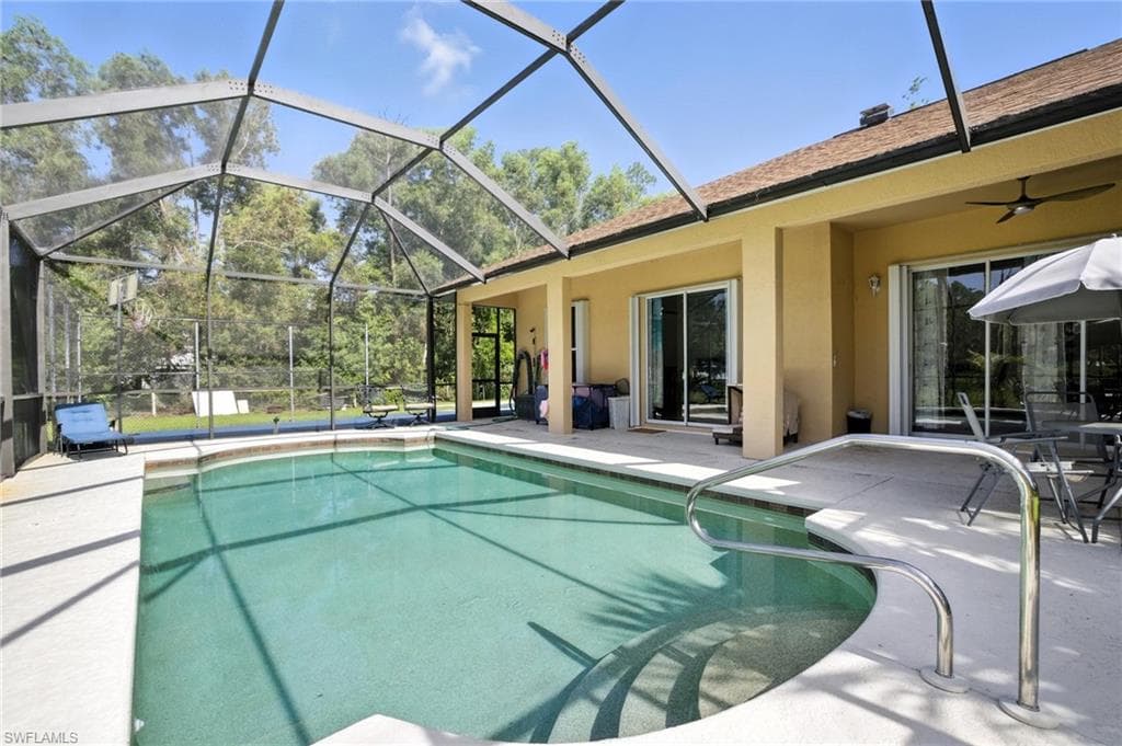 3280 25th Ave SW, Naples, FL 34117-31