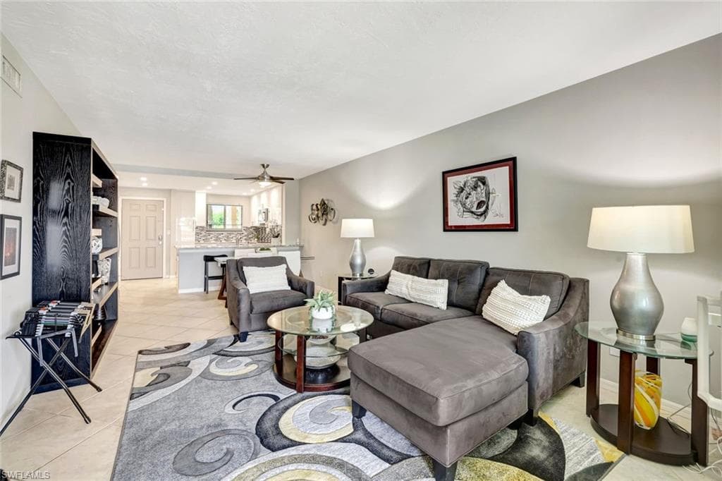 889 Collier Ct 2-203, Marco Island, FL 34145-14