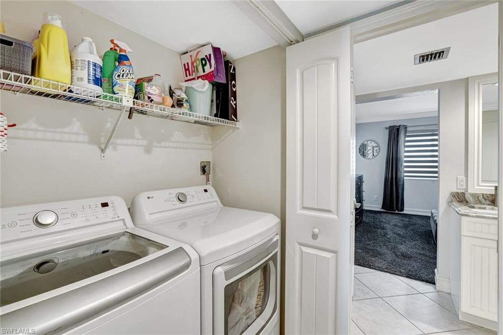 889 Collier Ct 2-203, Marco Island, FL 34145-21