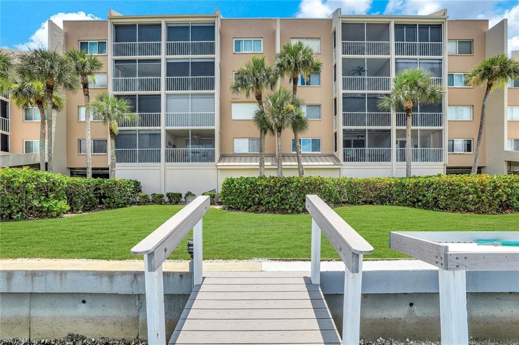 889 Collier Ct 2-203, Marco Island, FL 34145-24