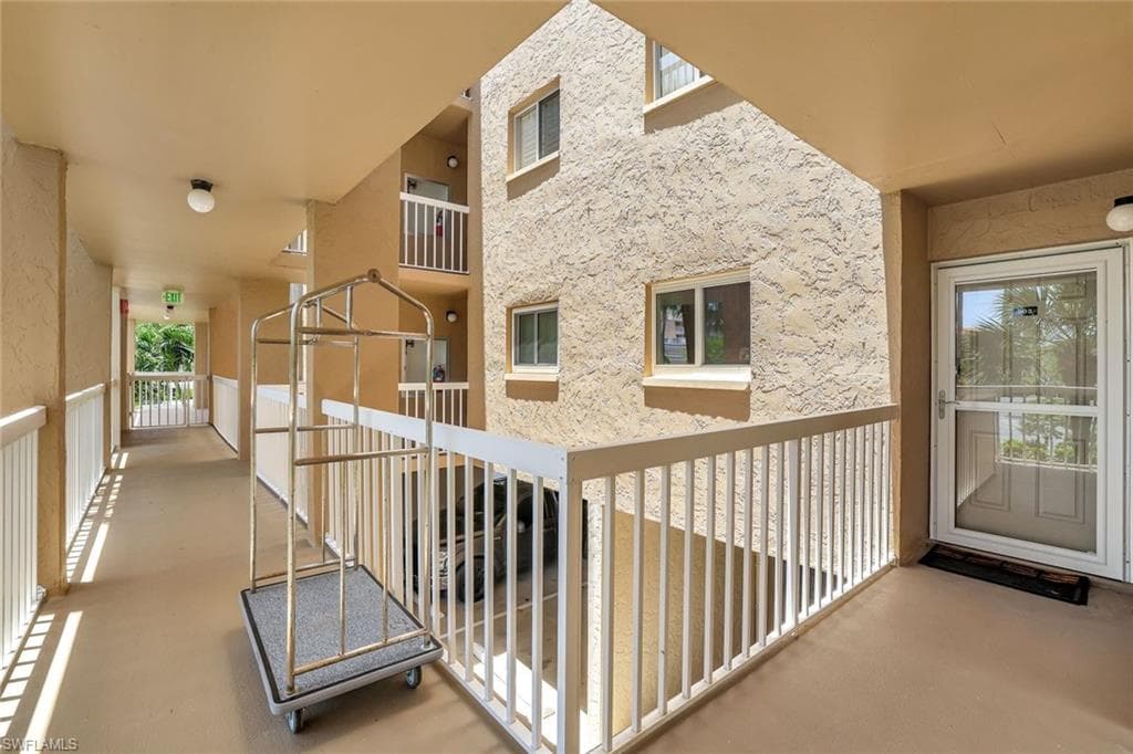 889 Collier Ct 2-203, Marco Island, FL 34145-26