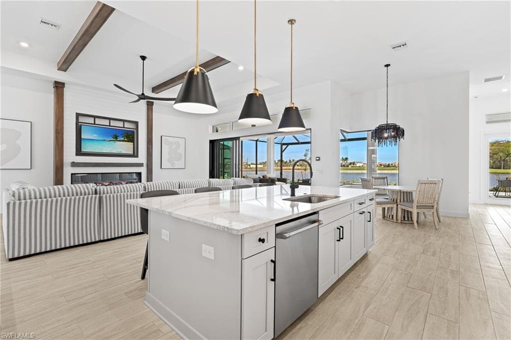 15428 Turin Dr, Naples, FL 34114-10