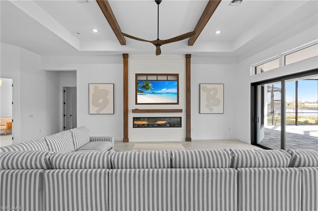 15428 Turin Dr, Naples, FL 34114-15