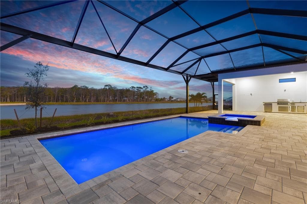 15428 Turin Dr, Naples, FL 34114-1