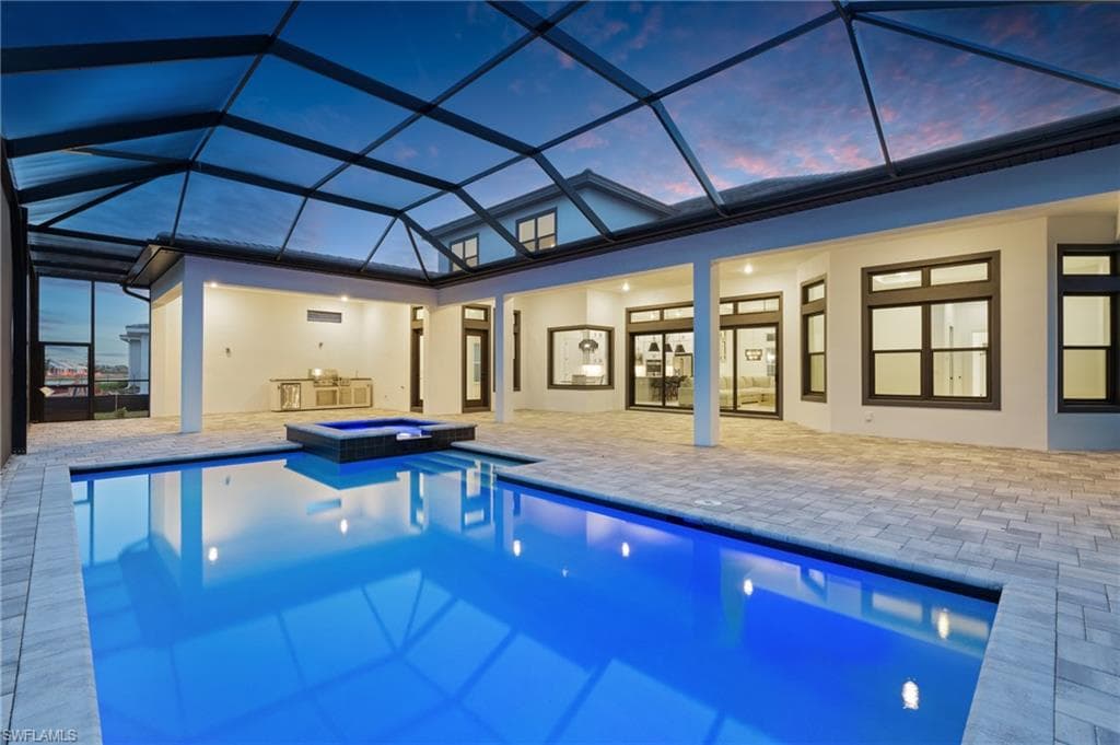 15428 Turin Dr, Naples, FL 34114-4
