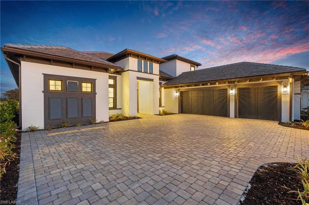 15428 Turin Dr, Naples, FL 34114-5