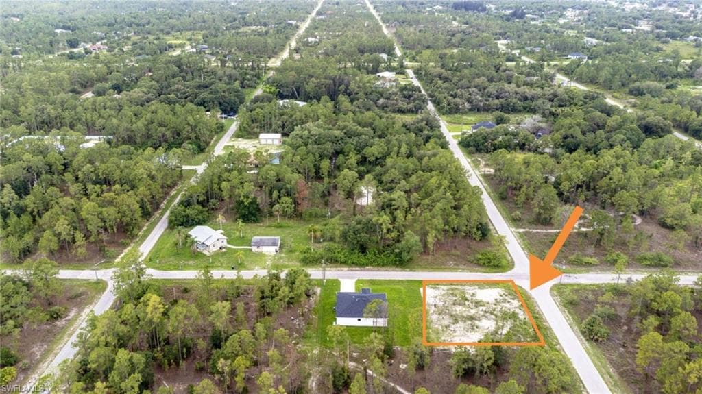 2801 13th St, Lehigh Acres, FL 33972-1