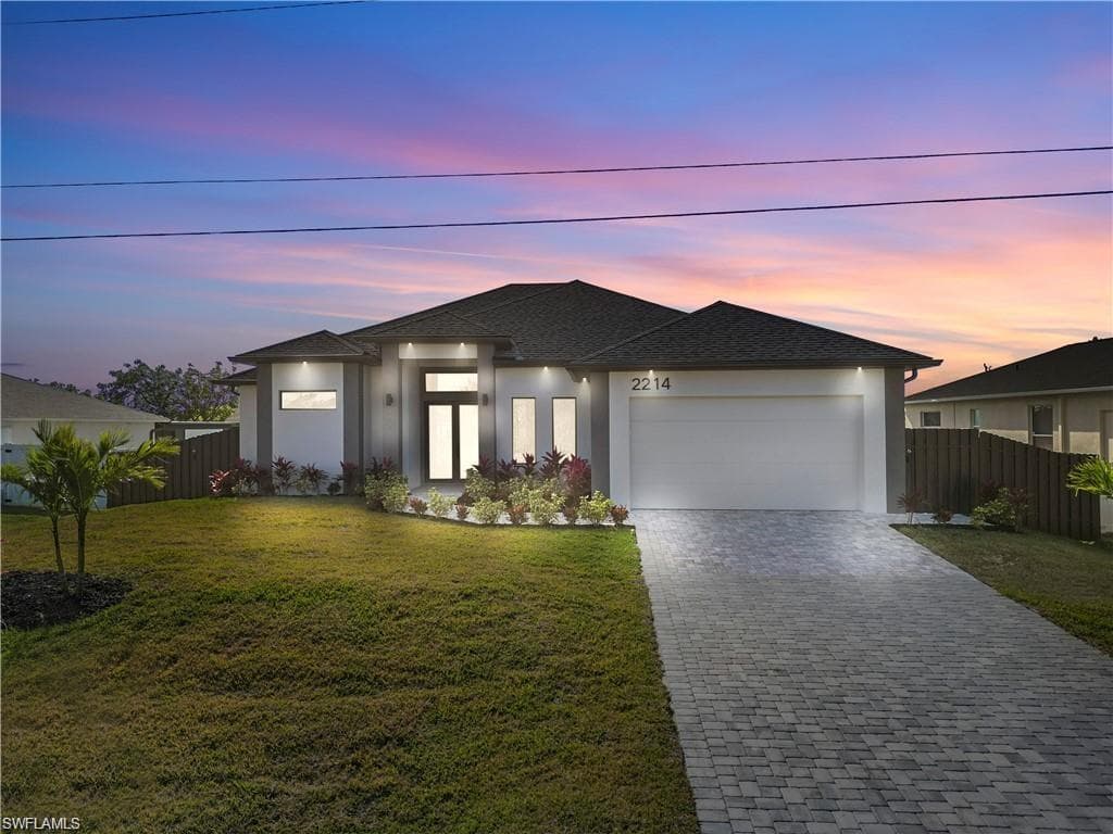 2214 25th Ln, Cape Coral, FL 33993-39