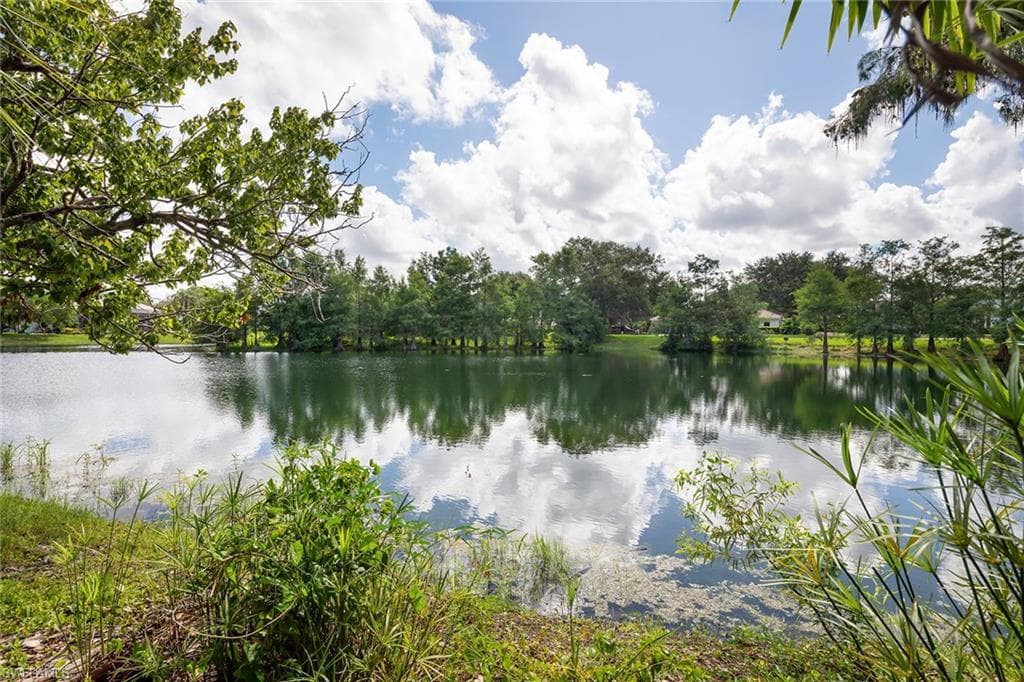 7573 Cordoba Cir, Naples, FL 34109-28