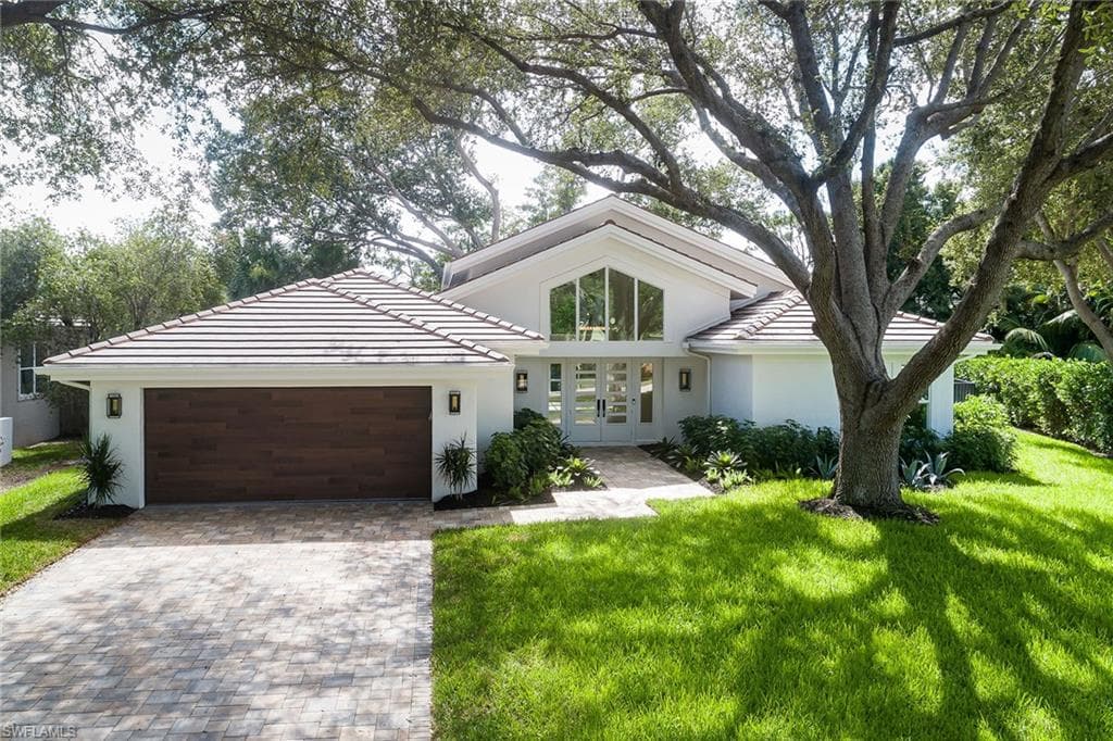 7573 Cordoba Cir, Naples, FL 34109-3
