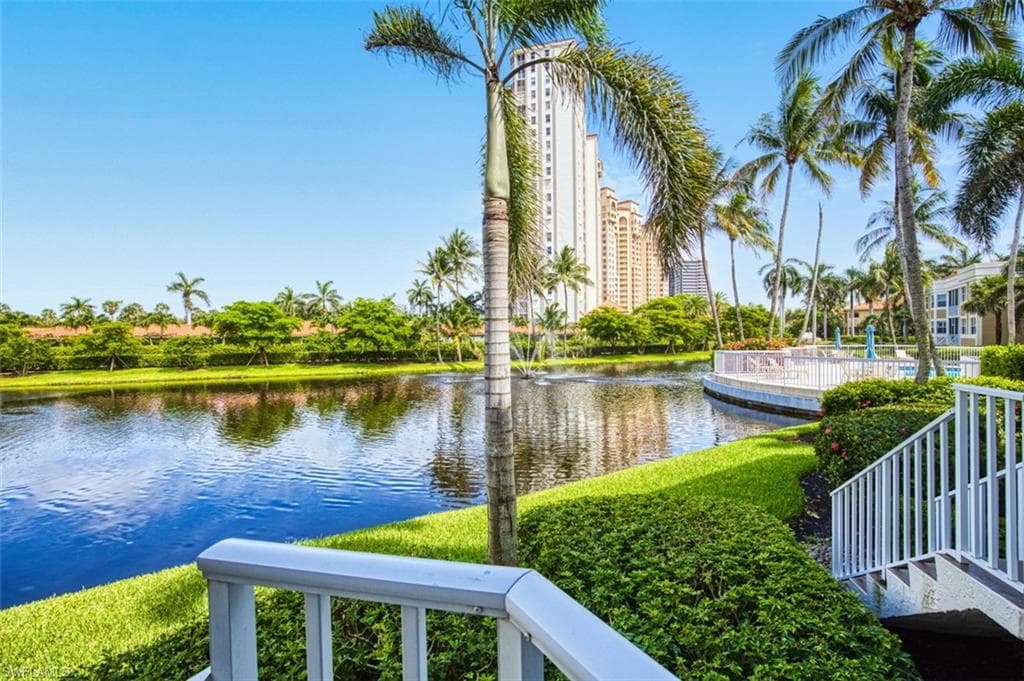 6549 Marissa Loop 21, Naples, FL 34108-23