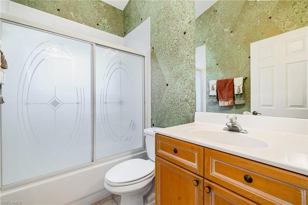 28501 Hidden Lake Dr, Bonita Springs, FL 34134-20