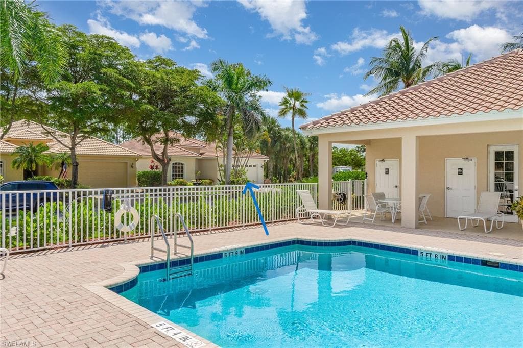 28501 Hidden Lake Dr, Bonita Springs, FL 34134-30