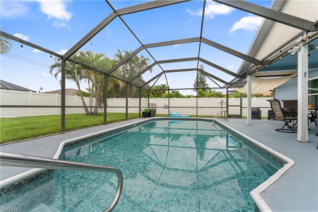 420 10th Ave, Cape Coral, FL 33990-32