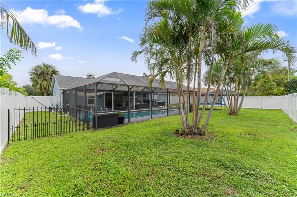 420 10th Ave, Cape Coral, FL 33990-34