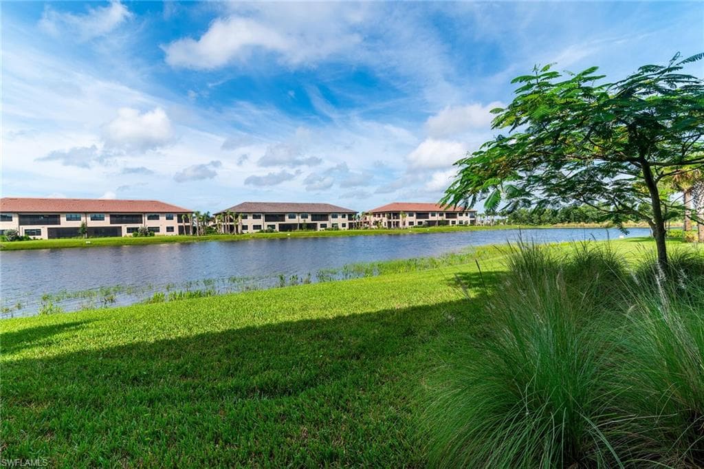 15249 Zeno Way 102, Naples, FL 34114-27