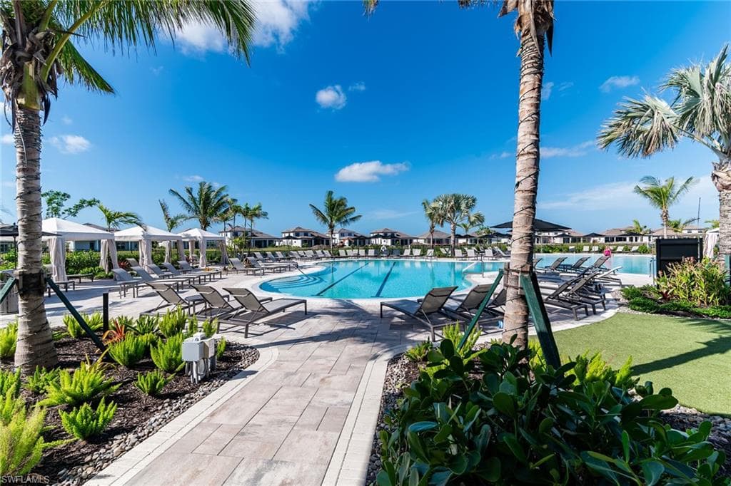 15249 Zeno Way 102, Naples, FL 34114-46
