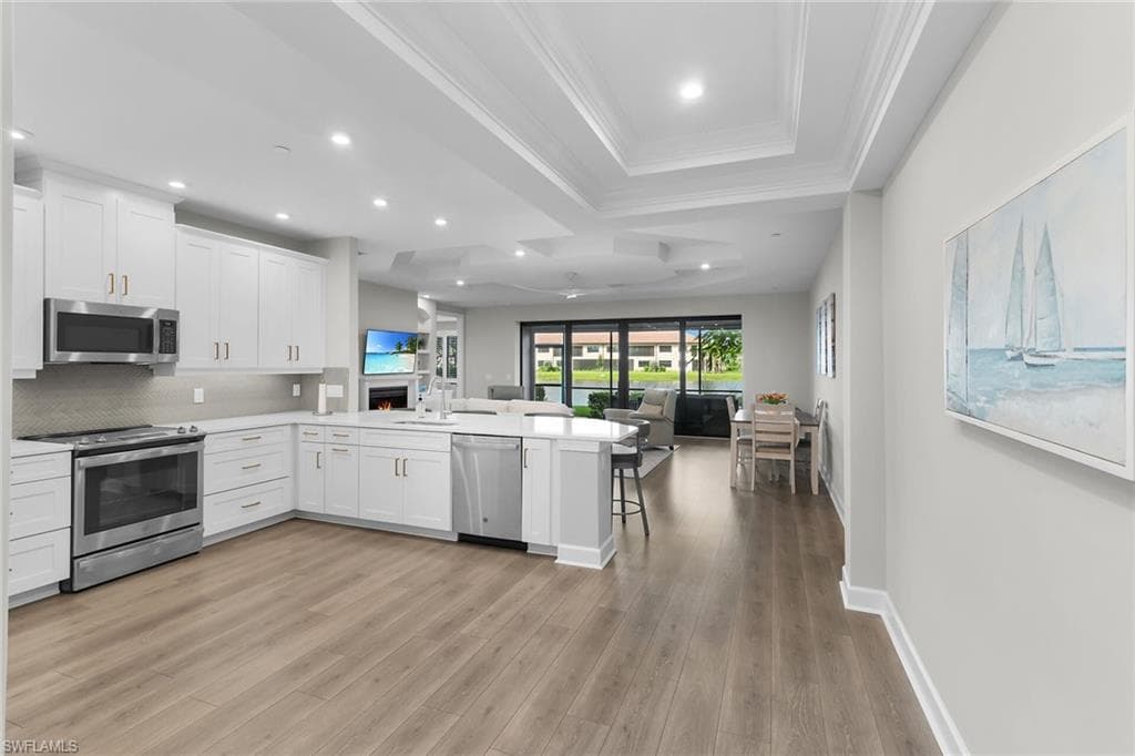 15249 Zeno Way 102, Naples, FL 34114-4