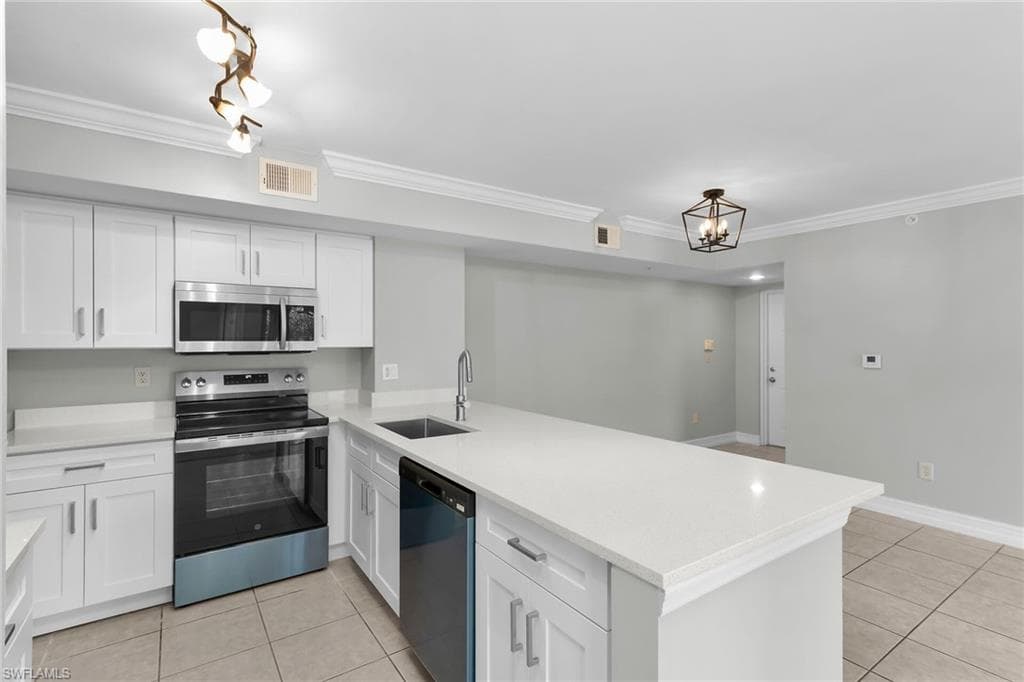 1835 Florida Club Cir 3107, Naples, FL 34112-18