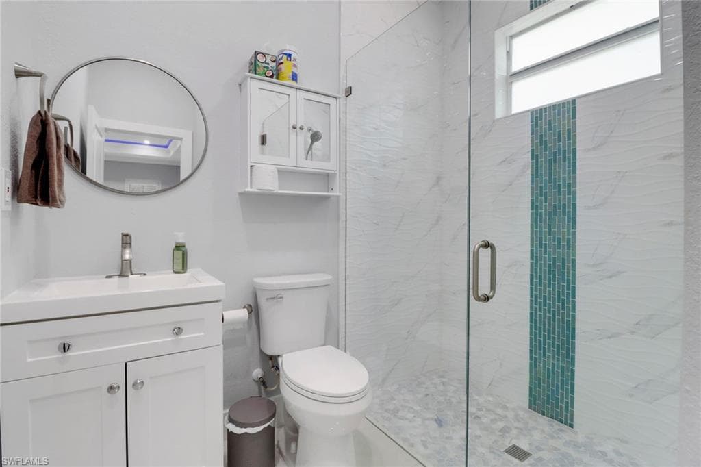 1086 21st St SW, Naples, FL 34117-41