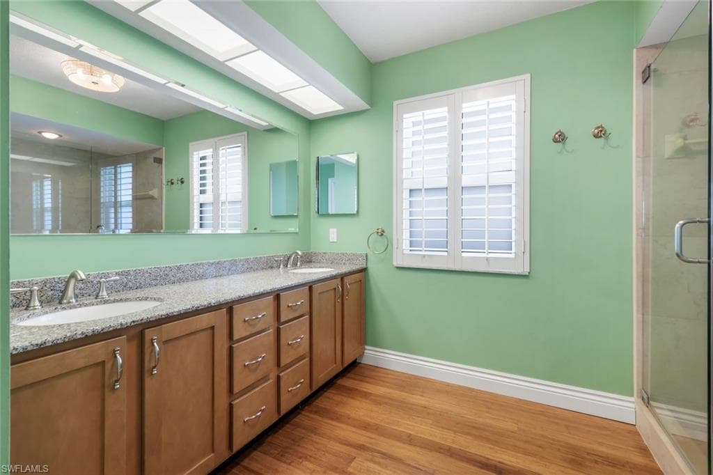 2319 Queens Way, Naples, FL 34112-20