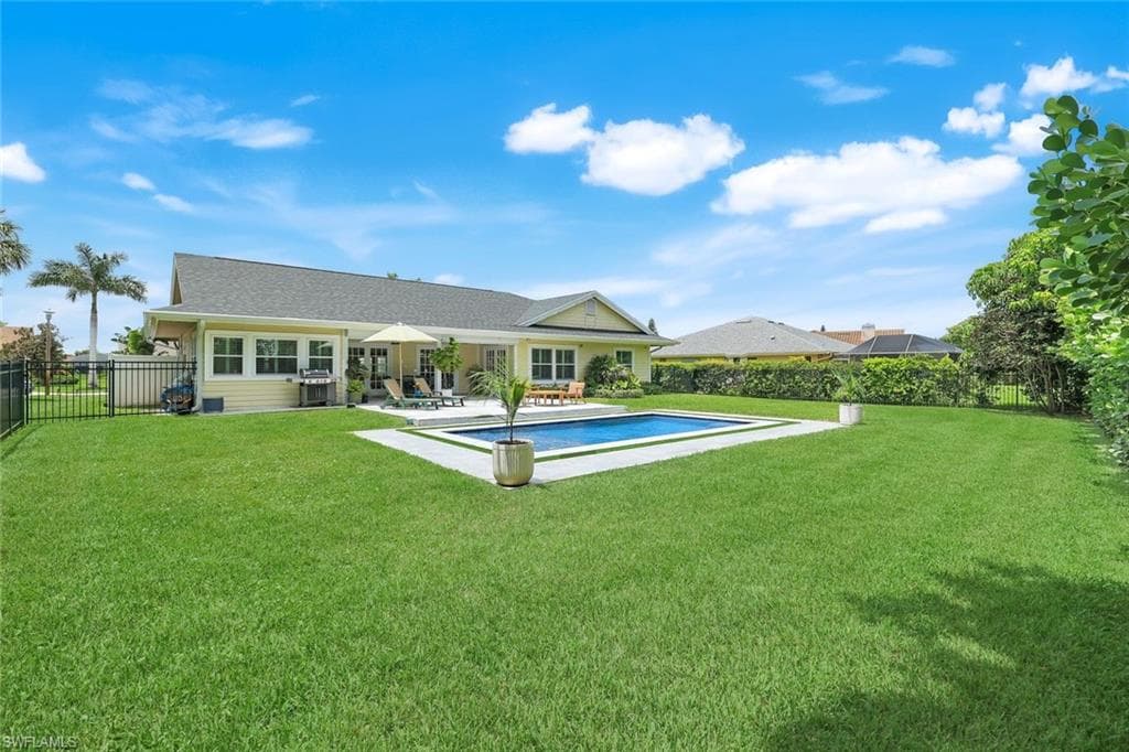 2319 Queens Way, Naples, FL 34112-31