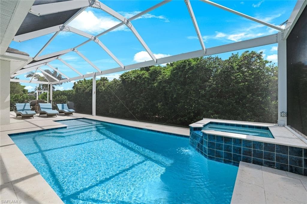 101 Bald Eagle Dr, Marco Island, FL 34145-3