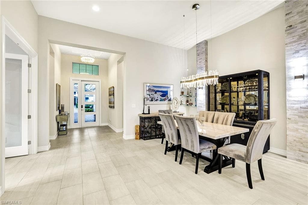 3164 Capistrano Ln, Naples, FL 34114-18