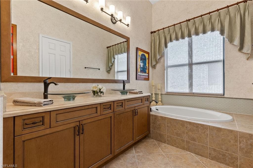 5006 Avila Ave, Ave Maria, FL 34142-16