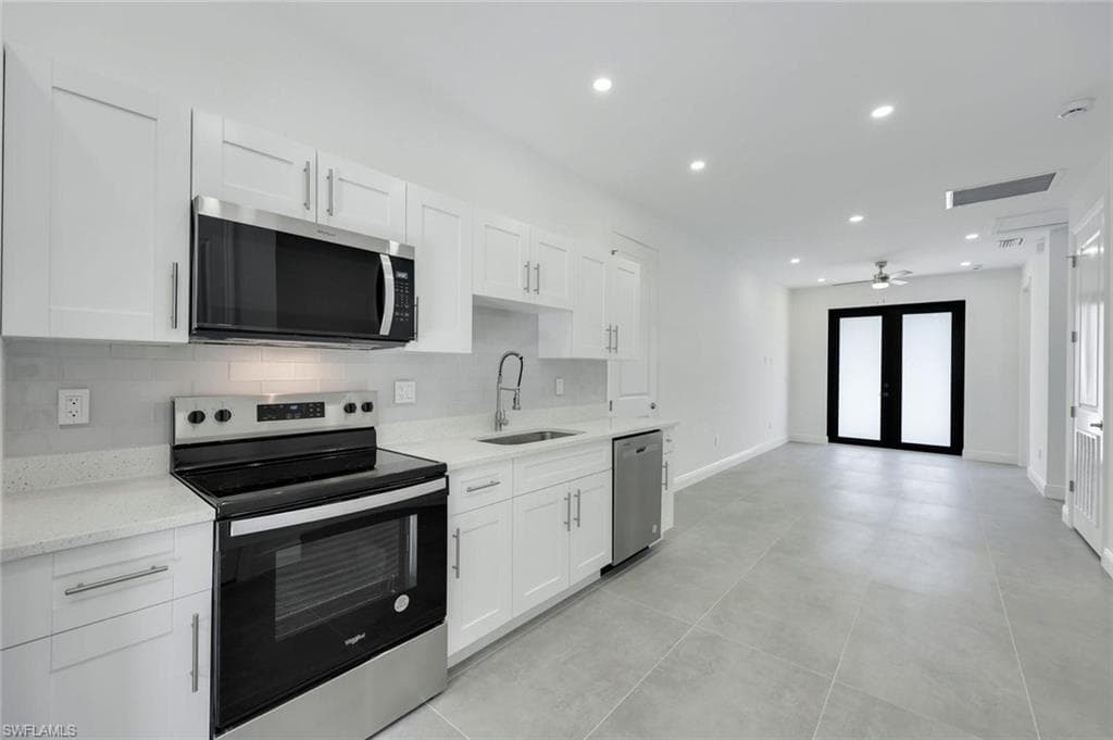 4393 32nd Ave SE, Naples, FL 34117-12